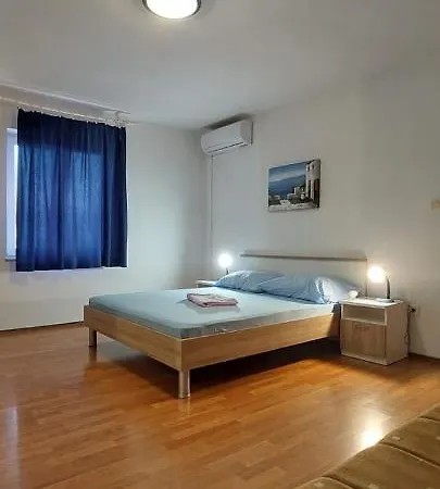 Apartments Zoran Povljana Exterior photo