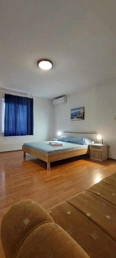 Zoran Apartment